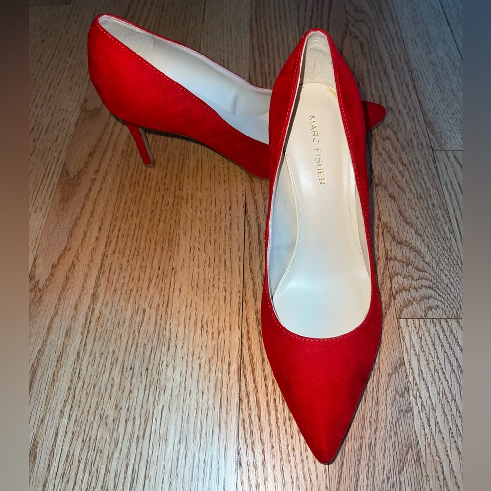 Marc Fisher 3 1/2 inch red heels